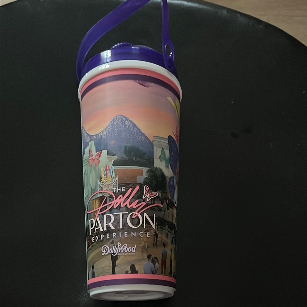 Dollywood mug/tumbler